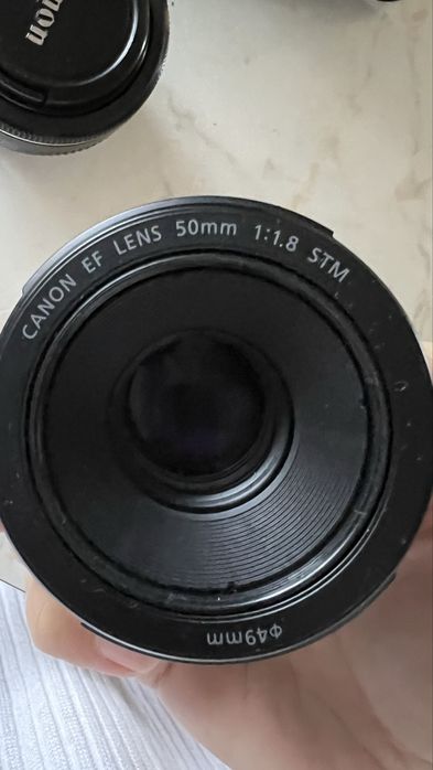 Обективи портретни Canon