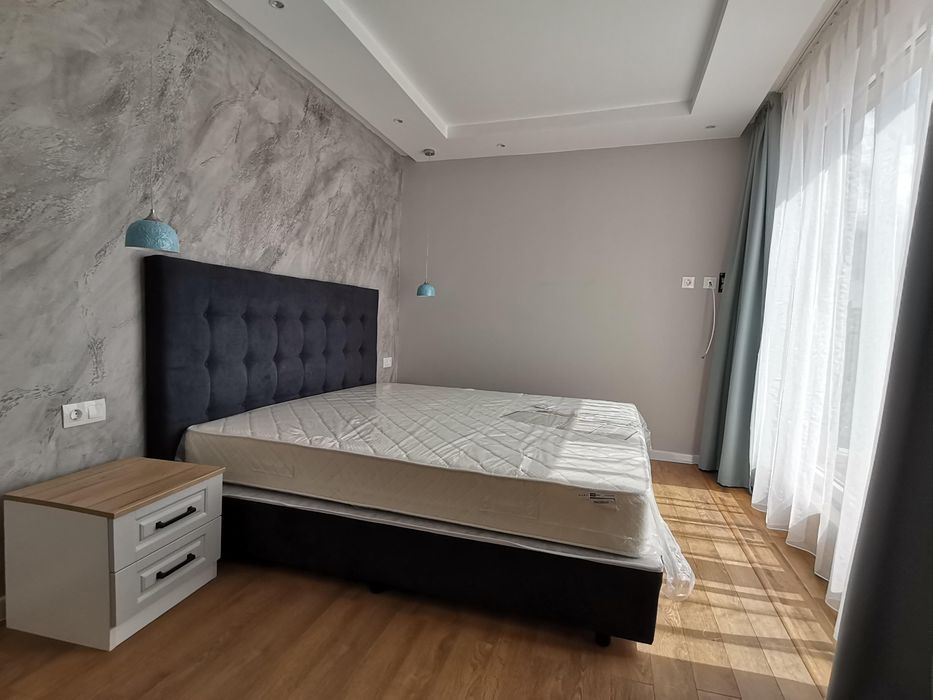 Продава се Ателие в Бургас, Център - 30 кв.м за 1964 €/кв.м - Снимка #5