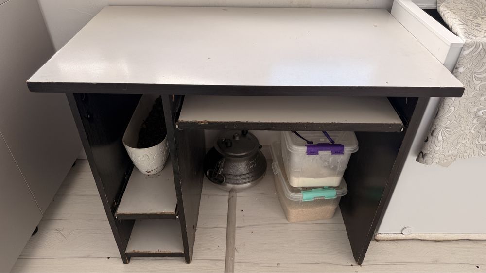 продается стол