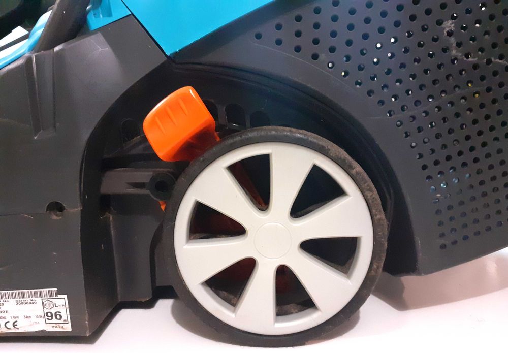 GARDENA PowerMax 34 E електрическа косачка