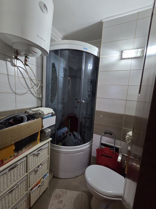 Apartament cu 3 camere