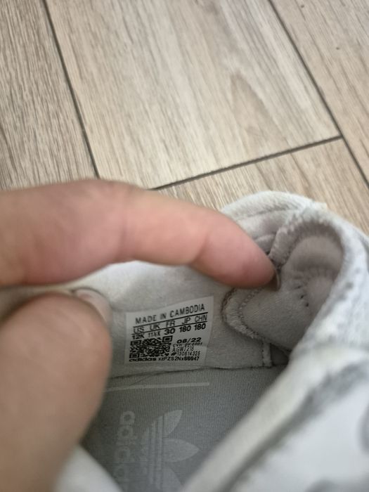 Маратонки за момиче adidas