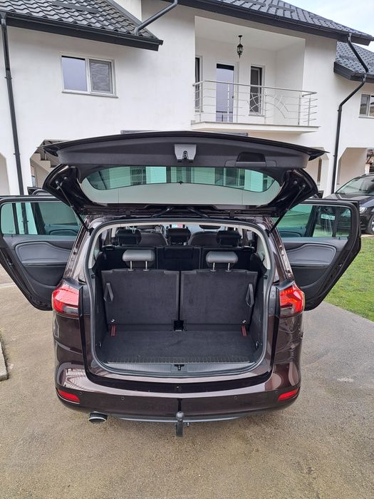 Zafira Tourer 7 locuri 2012 Automata motor 2.0 Diesel 165 cp Fulll