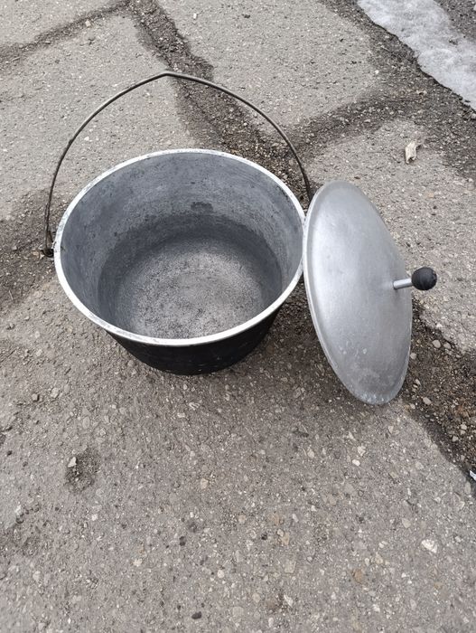 Продам казан 10 литров , производства СССР