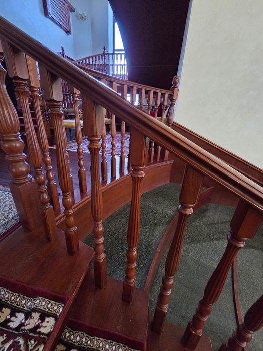 Лестничный марш, межкомнатные двери