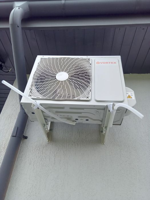 Incarcare freon aere conditionate