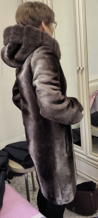 Шуба мутоновая состояние новое