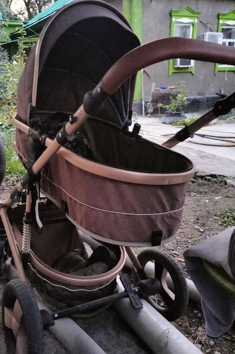 Продам. Коляску  б/у