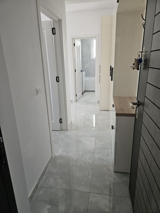 Inchiriez garsoniera