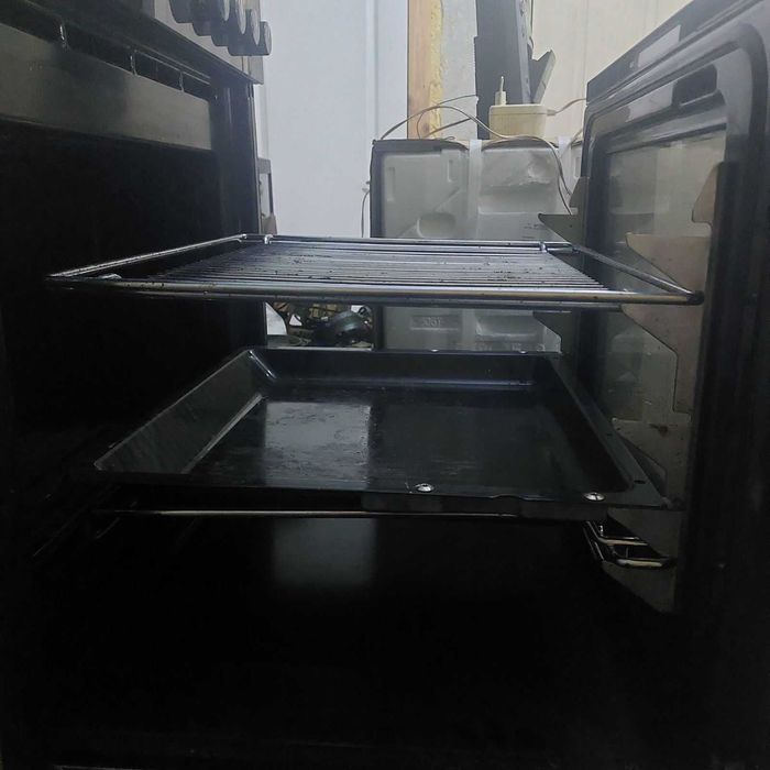 Комплект фурна за вграждане с голям плот Сименс