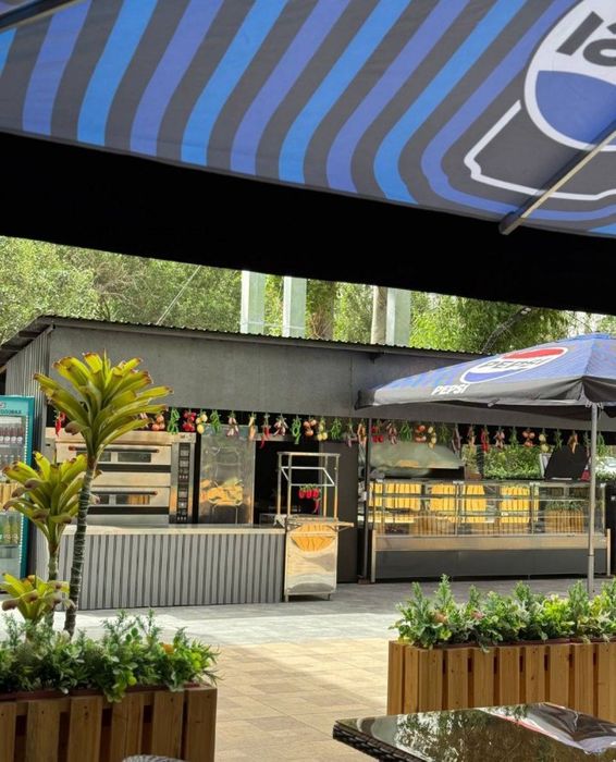 КАФЕ. РЕСТОРАН Арендага берилади.