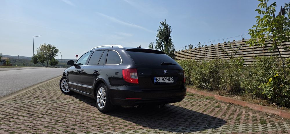 SKODA Superb 2011 — imagine 3
