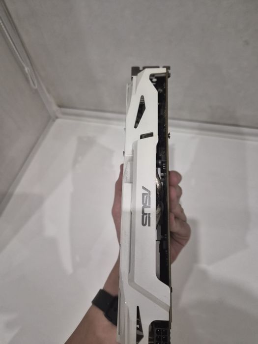 Nvidia Gtx 1060 3gb от asus