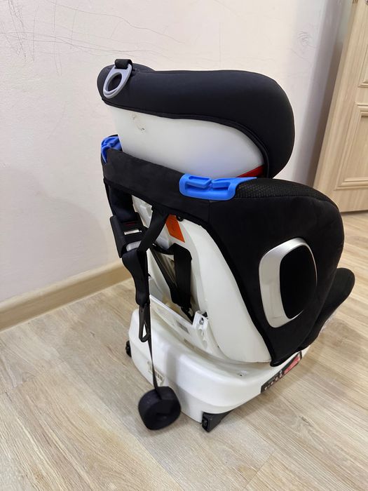 Автокресло новое