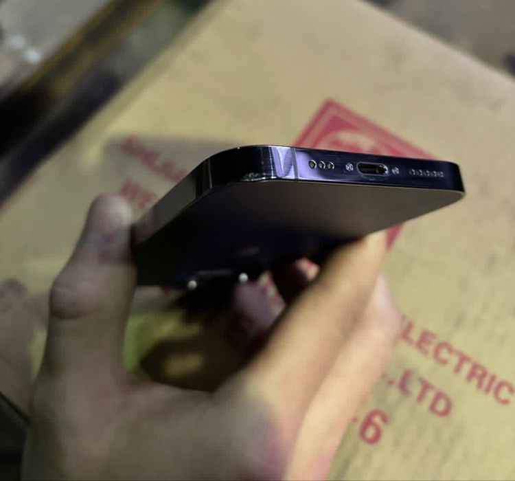 Iphone 14 pro 256 purple