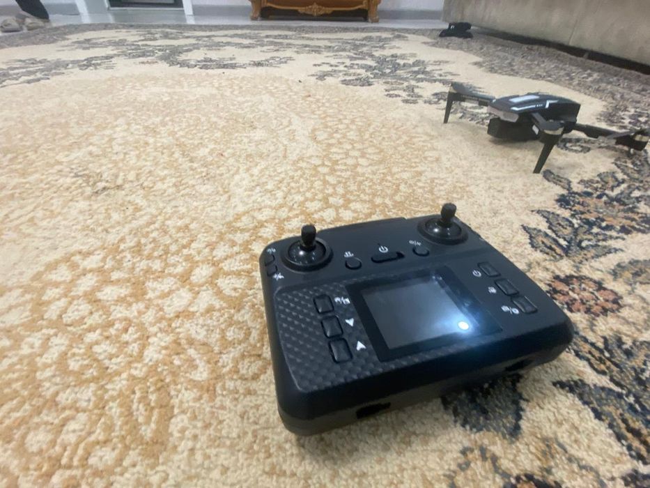 Дрон новый не плохой