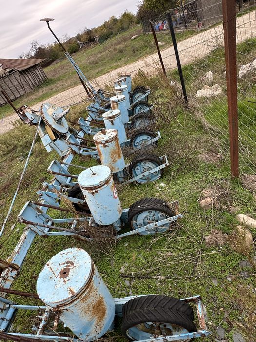 Semănătoare agricolă – completă, ideală pentru piese sau recondiționat