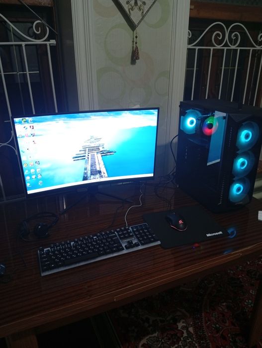 Kamputr sotiladi holati zoor iwlawi alo aybi yoq