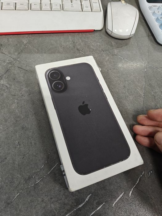 Iphone 16/128 в идеале