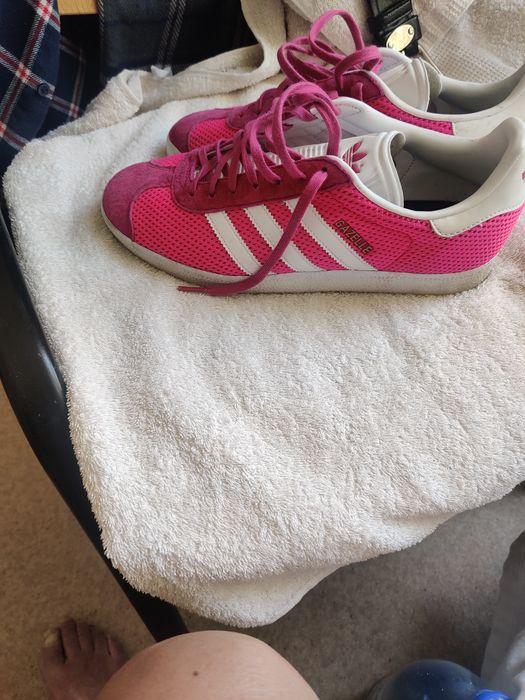 Adidas Gazelle 42 vând sau schimb