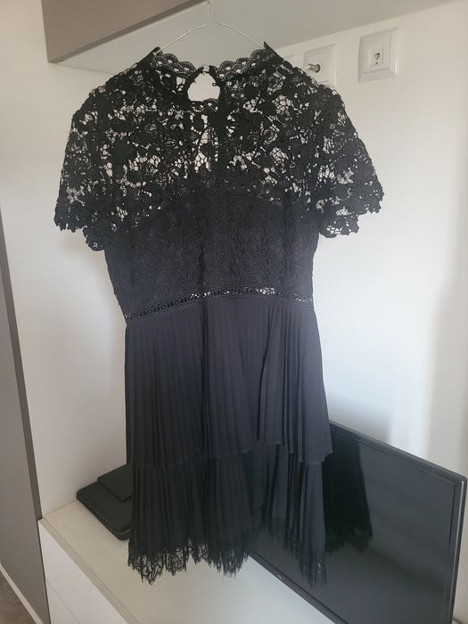 Rochie neagra Zara