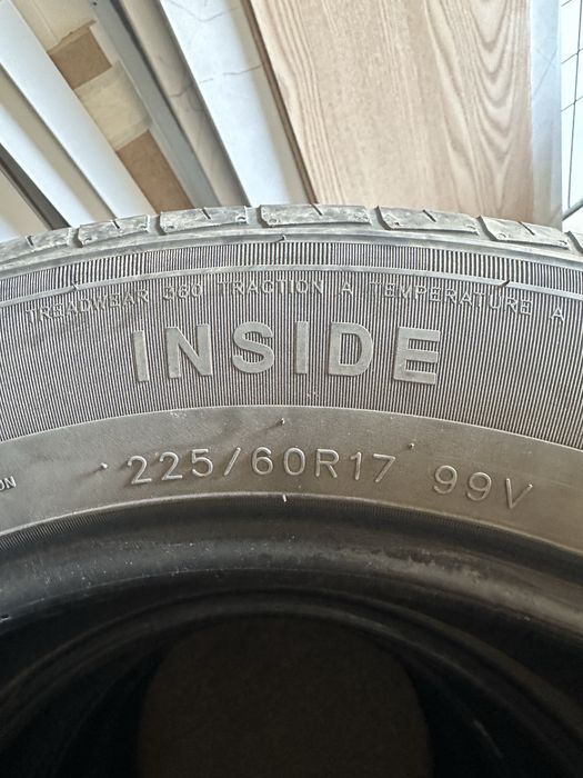 Продам шины размер 17