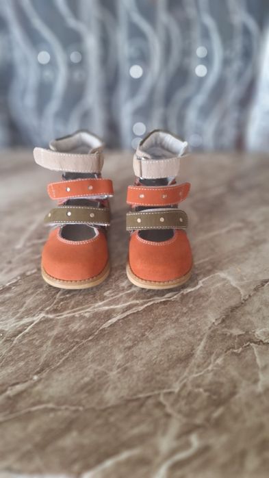 Турецкие кожанные ортопедические туфлиTurkcha charm ortopedik poyabzal