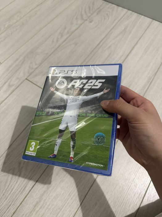 ПРОДАМ Fifa 25 на PS 5