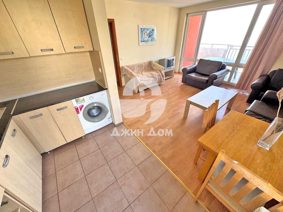 Двустаен апартамент с ПАНОРАМА МОРЕ в к-с Марина Вю Форт Бийч,Св. Влас