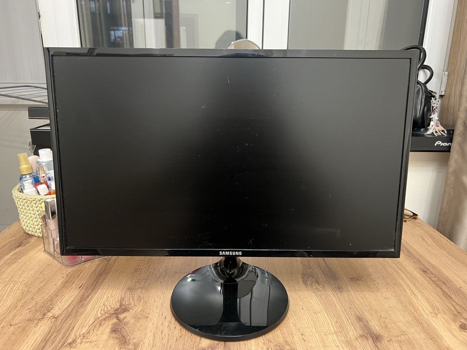 Монитор Samsung Full HD - 75Hz - 23”5