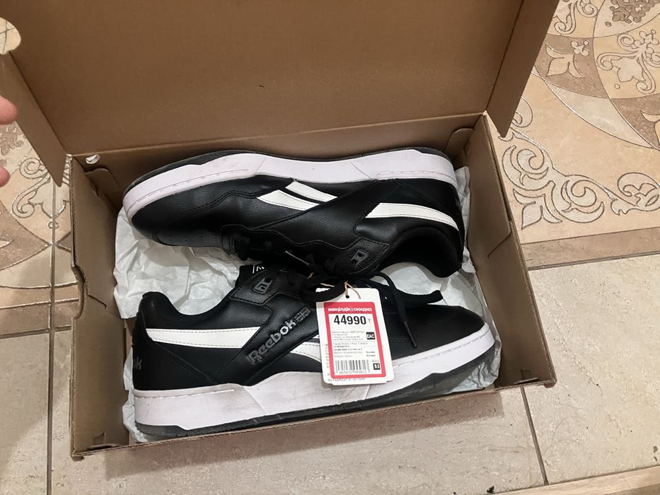 Оригинальные кроссовки Reebok