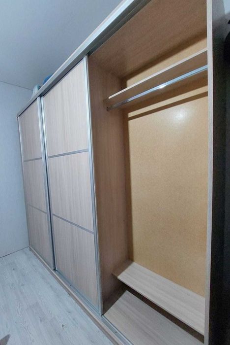 Продам шифоньер для одежды