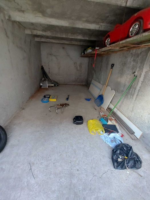 Гараж, кв. Боровец