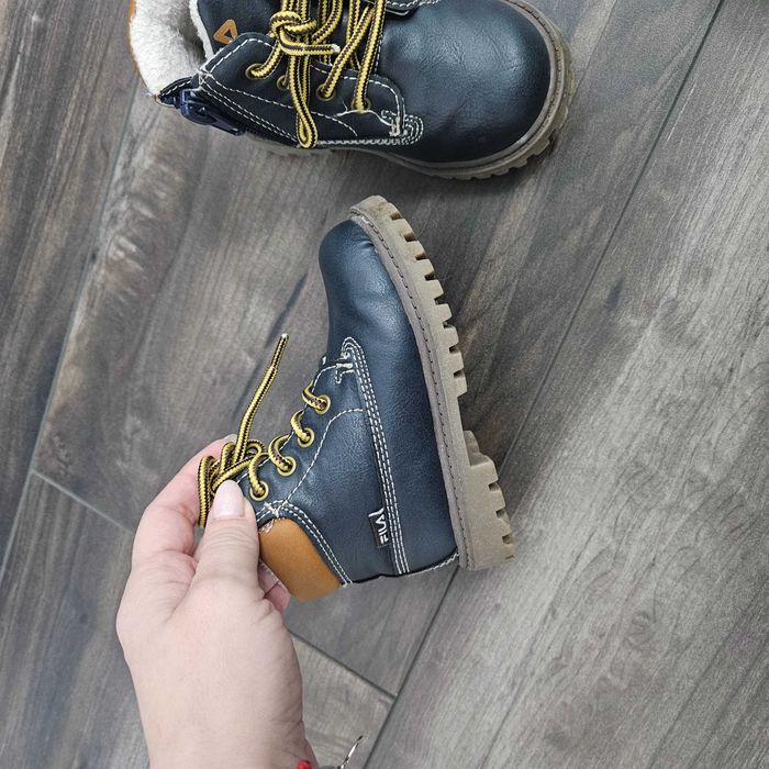 Детски боти за момче