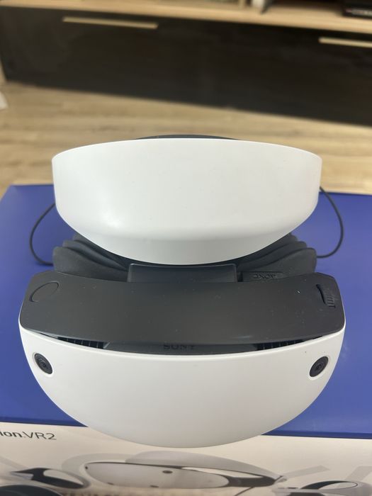 PlayStation VR2 (PSVR2) – Set complet, ca nou + CADOU suport cu încărcare controlere