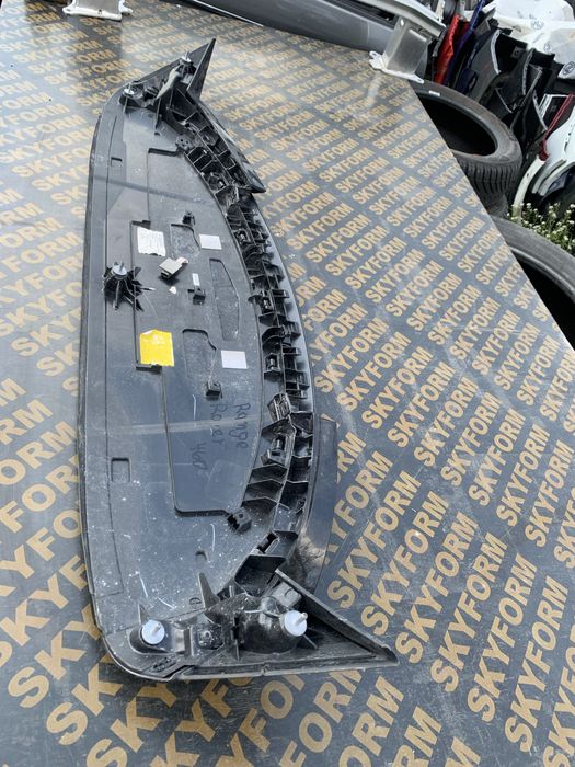 Спойлер Капак Range Rover Evoque L460