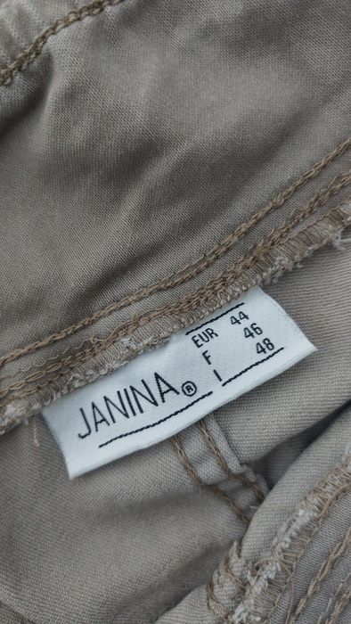 Pantaloni comozi gravide