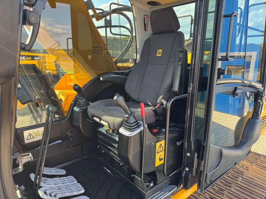 Excavator pe șenile JCB js220 LC - 2015