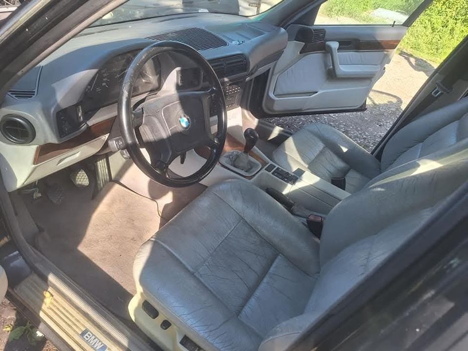 BMW E34 525XI на части