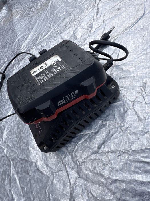 Inracarcator si bateire parkside 18v