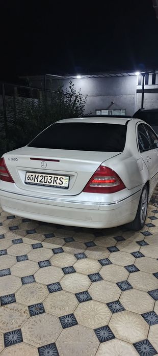 Мерссадес бенс 203