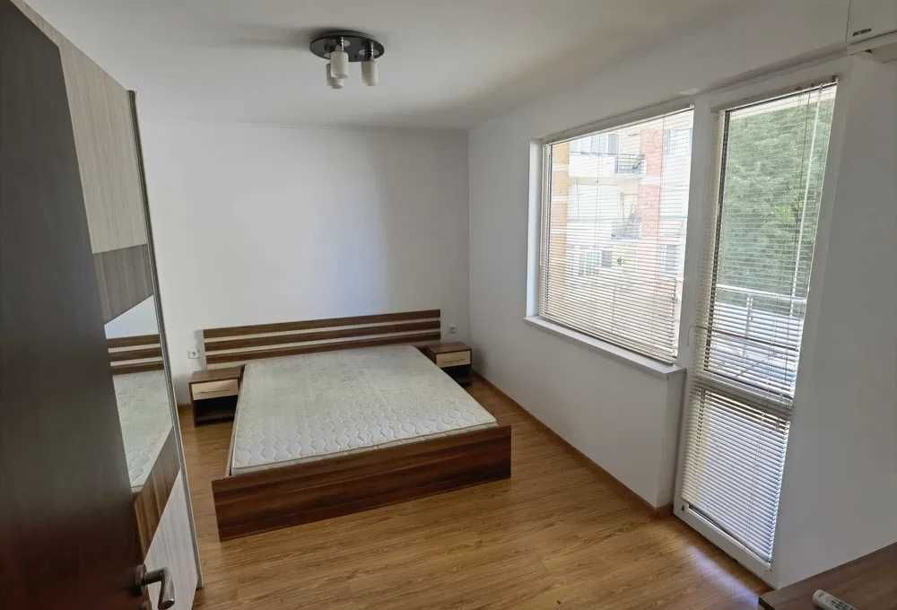 Продава се Тристаен апартамент в Велико Търново, Център - 94 кв.м за 1596 €/кв.м - Снимка #2