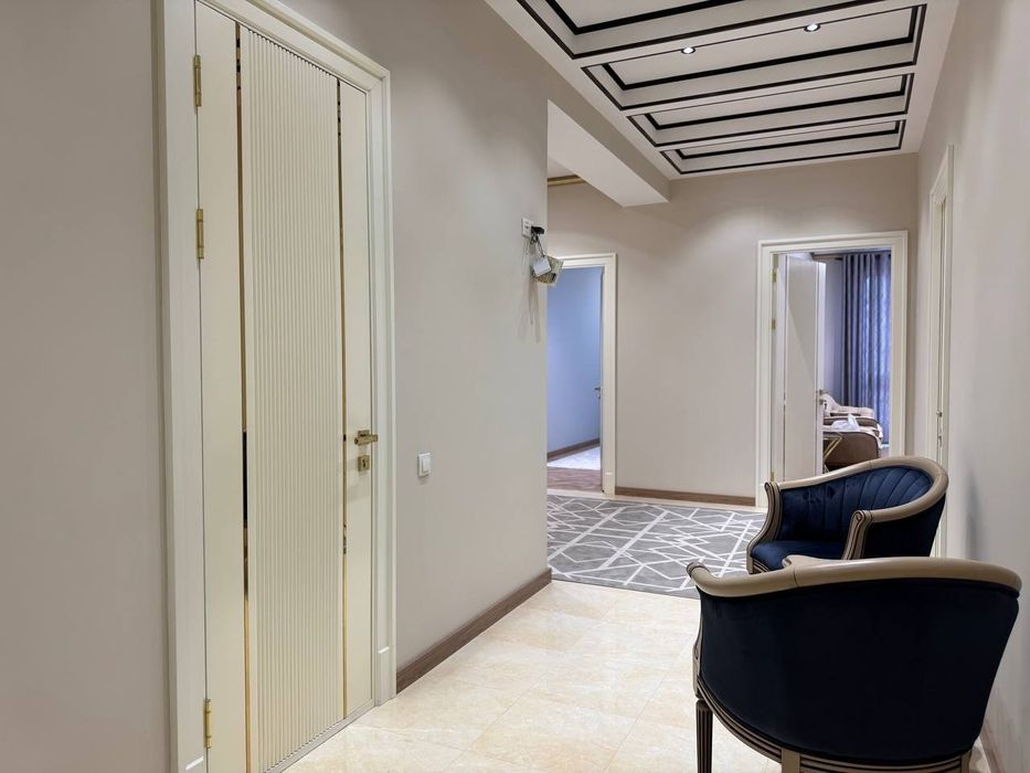 Квартира 4 ком в новостройке, 131м² Яккасарайский район, Парк Бабура