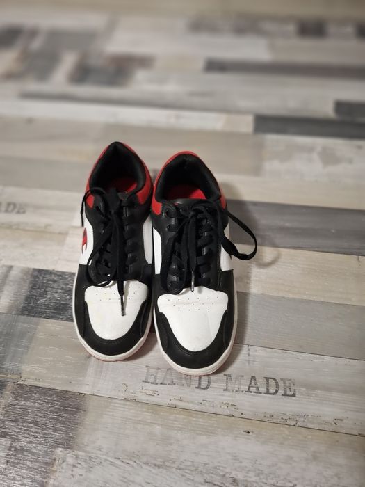 Adidasi piele Champion nr 39