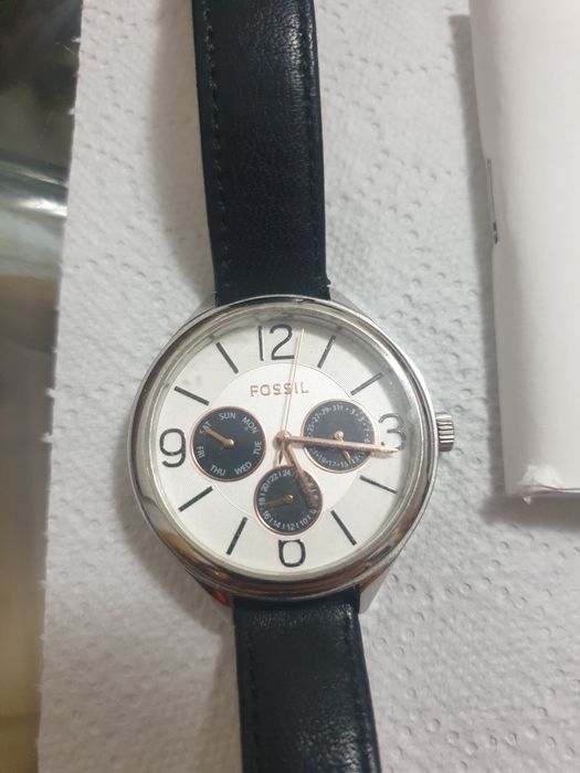 Ceas dama Fossil nou,în cutie,baterie noua,manual utilizare,bon achizi
