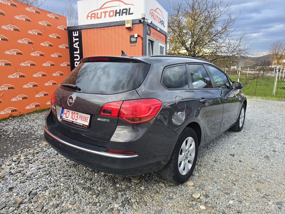 Opel Astra J Break Finantare Rate-Credit