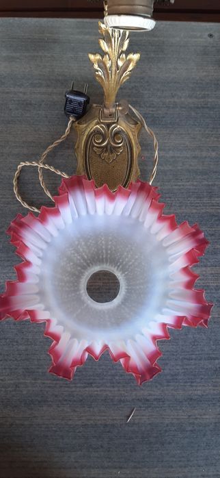 Стара бронзова лампа