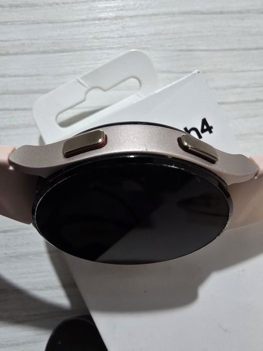 Smartwatch Samsung Galaxy Watch 4 la Cutie