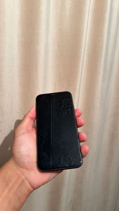 Айфон 11  сатылат