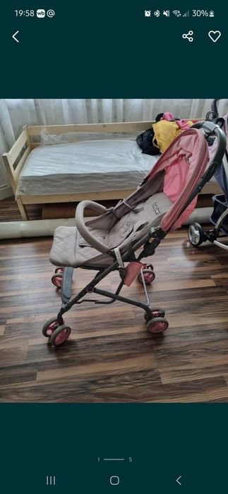 Продам прогулочную коляску